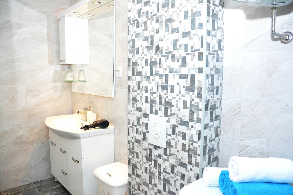 Wukovic Apartments 蒂瓦特 外观 照片