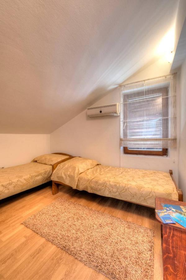 Wukovic Apartments 蒂瓦特 外观 照片